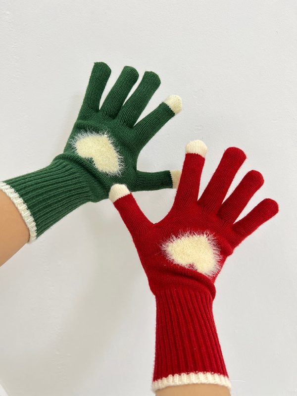 Wholesale Christmas Plush Love Knitted Gloves For Sale